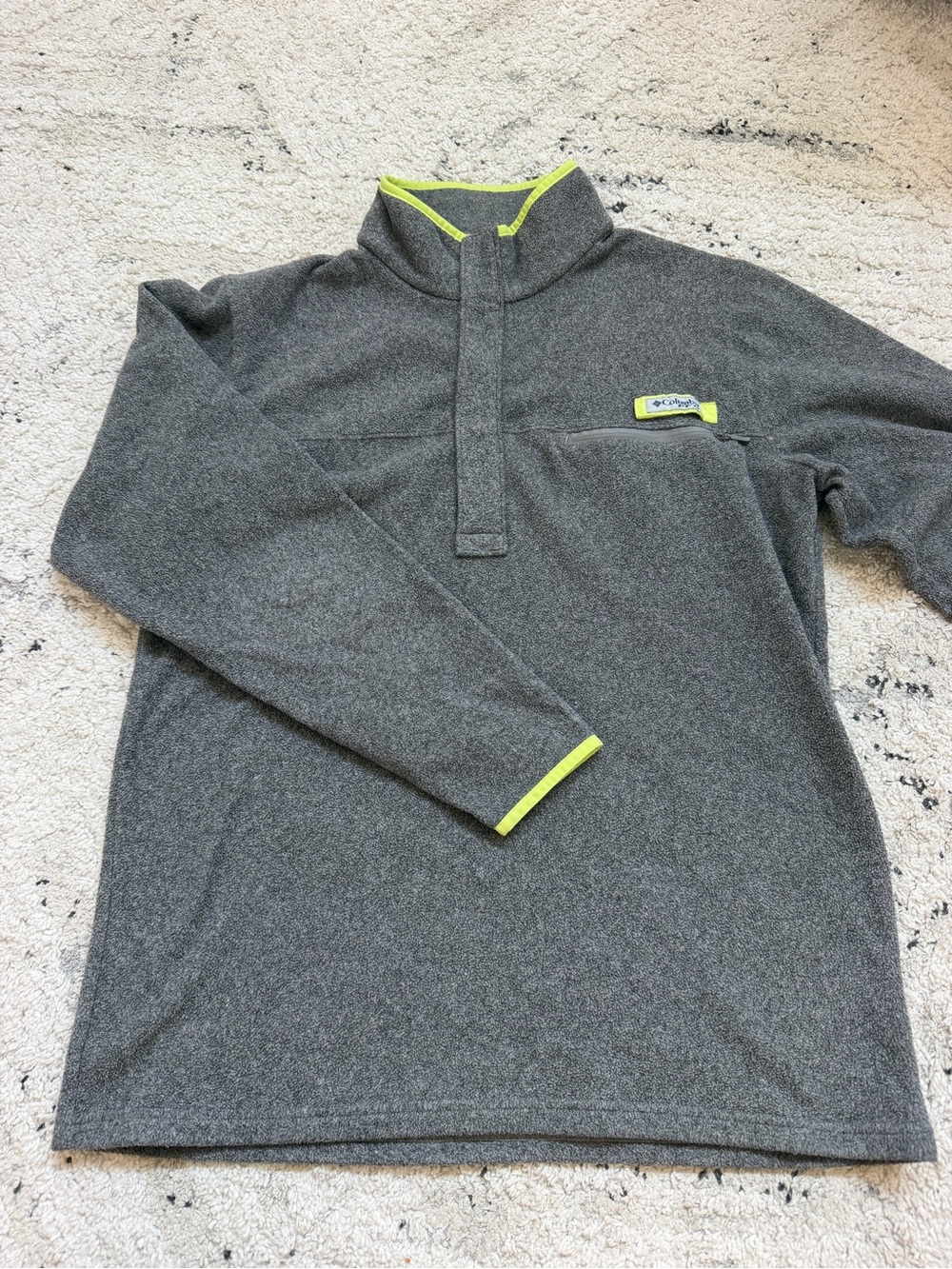 Columbia Gray Men's Pullover with Neon Yellow Trim